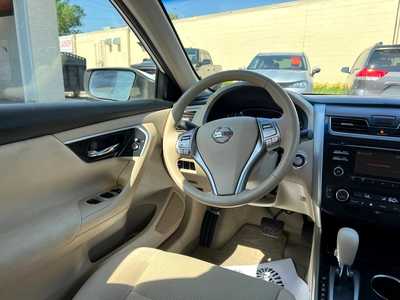 2014 Nissan Altima, $9950. Photo 11