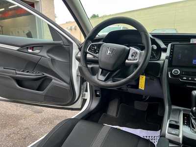 2019 Honda Civic, $13900. Photo 11