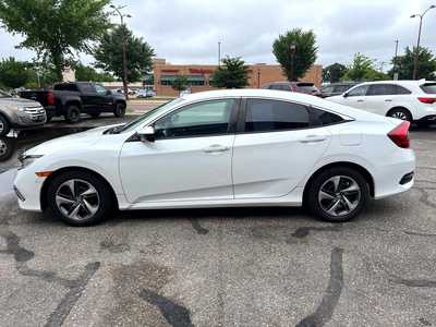 2019 Honda Civic, $13900. Photo 5