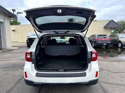 2017 Subaru Outback, $13900. Photo 7