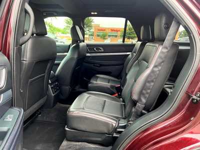 2018 Ford Explorer, $17950. Photo 12
