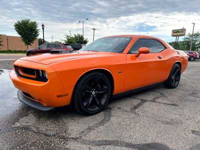 2014 Dodge Challenger, $19900. Photo 4