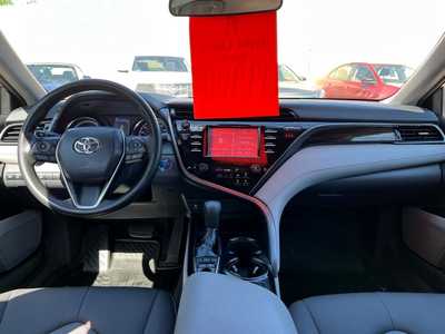 2019 Toyota Camry, $19900. Photo 10
