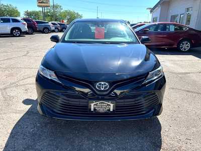 2019 Toyota Camry, $19900. Photo 3