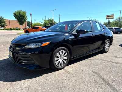 2019 Toyota Camry, $19900. Photo 4