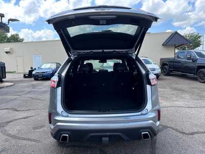 2020 Ford Edge, $21900. Photo 6