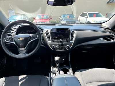 2023 Chevrolet Malibu, $18500. Photo 11