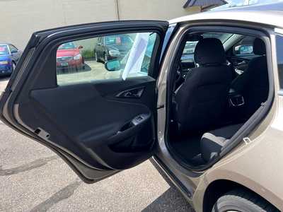 2023 Chevrolet Malibu, $18500. Photo 7