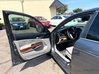 2012 Honda Accord, $10500. Photo 12
