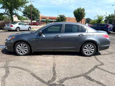2012 Honda Accord, $10500. Photo 5