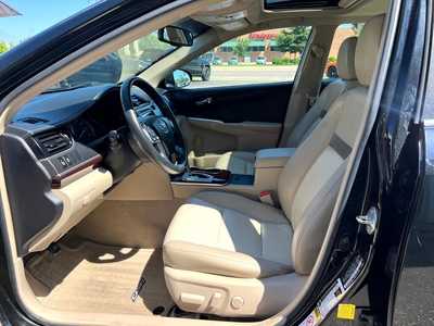 2014 Toyota Camry, $13900. Photo 12