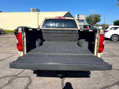 2018 Toyota Tundra Crew Cab, $24700. Photo 8