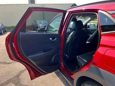 2021 Hyundai Kona, $22900. Photo 9