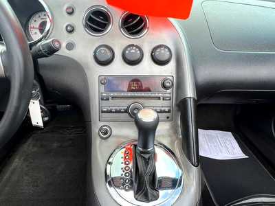 2007 Pontiac Solstice, $6900. Photo 12