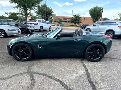 2007 Pontiac Solstice, $6900. Photo 5
