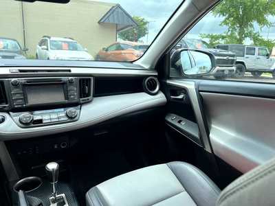 2015 Toyota RAV4, $15600. Photo 12