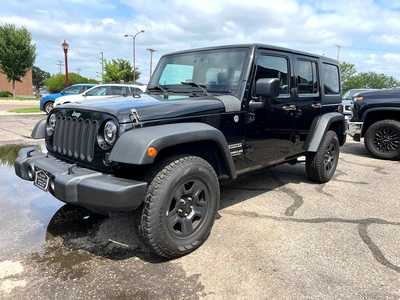 2015 Jeep Wrangler Unlimited, $14500. Photo 4