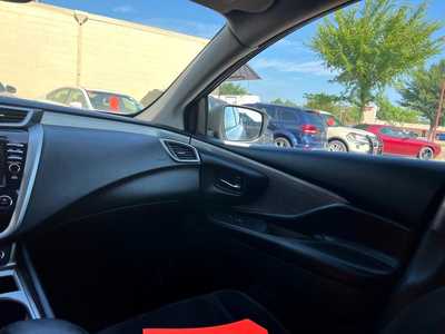 2018 Nissan Murano, $12900. Photo 12