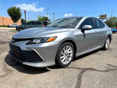 2023 Toyota Camry, $22900. Photo 4