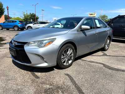 2015 Toyota Camry, $14900. Photo 4