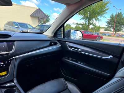 2018 Cadillac XT5, $18900. Photo 11