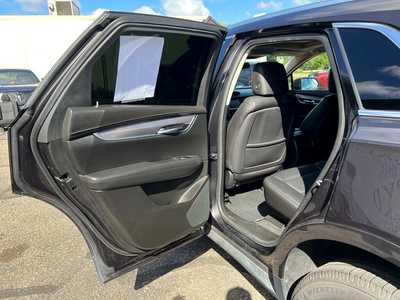 2018 Cadillac XT5, $18900. Photo 9