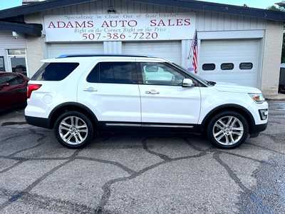 2016 Ford Explorer, $16900. Photo 2