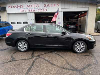 2011 Honda Accord, $10900. Photo 2