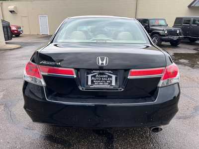 2011 Honda Accord, $10900. Photo 6