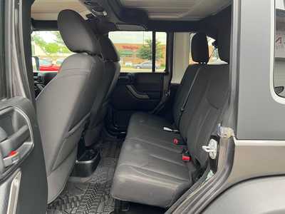 2017 Jeep Wrangler Unlimited, $15900. Photo 11
