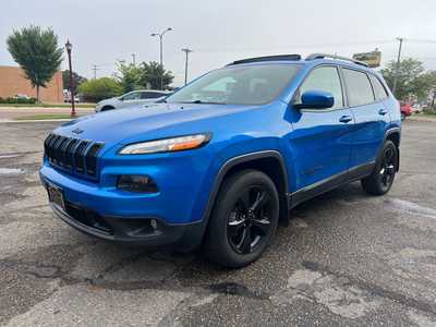 2018 Jeep Cherokee, $19900. Photo 4