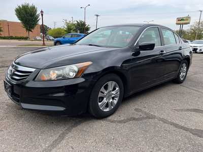 2012 Honda Accord, $11500. Photo 4