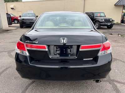 2012 Honda Accord, $11500. Photo 6
