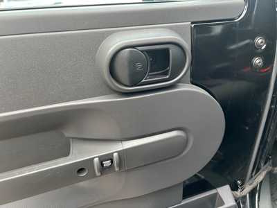 2010 Jeep Wrangler, $12700. Photo 11