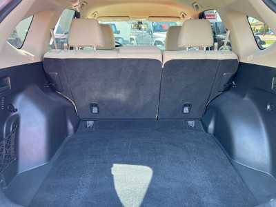 2016 Honda CR-V, $13900. Photo 8