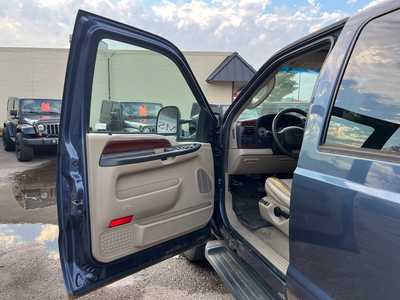 2006 Ford F350 Crew Cab, $8995. Photo 12