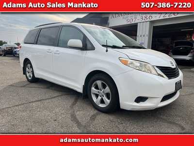 2011 Toyota Sienna, $8900. Photo 1
