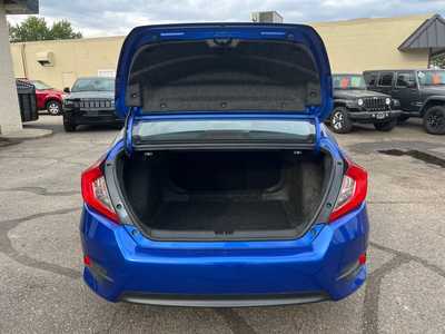 2016 Honda Civic, $12700. Photo 7