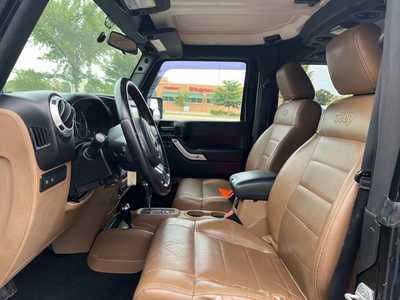 2012 Jeep Wrangler, $14900. Photo 11