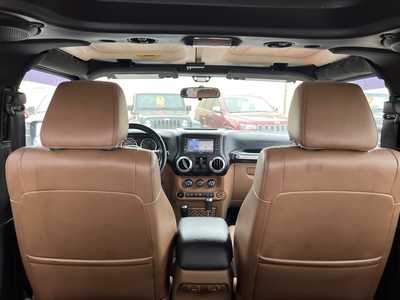 2012 Jeep Wrangler, $14900. Photo 9