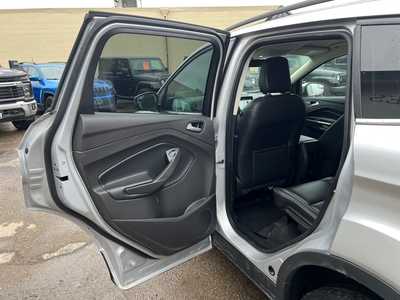 2019 Ford Escape, $17900. Photo 9