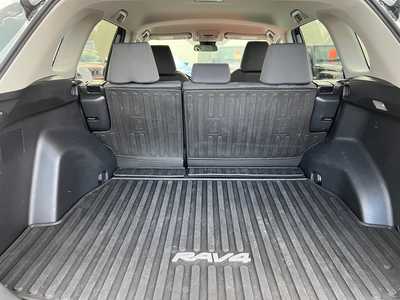 2020 Toyota RAV4, $24900. Photo 8