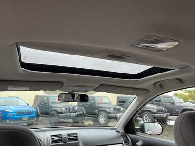 2011 Honda CR-V, $10500. Photo 11