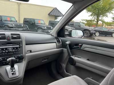 2011 Honda CR-V, $10500. Photo 12