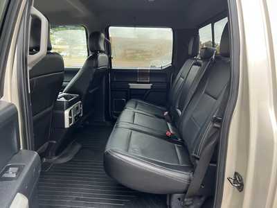 2017 Ford F150 Crew Cab, $21900. Photo 8
