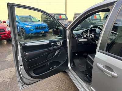 2016 Dodge Caravan, Grand, $4600. Photo 12