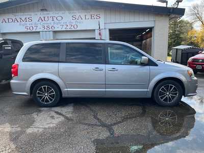 2016 Dodge Caravan, Grand, $4600. Photo 2