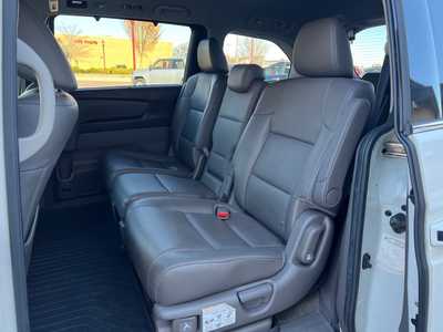 2016 Honda Odyssey, $13900. Photo 10
