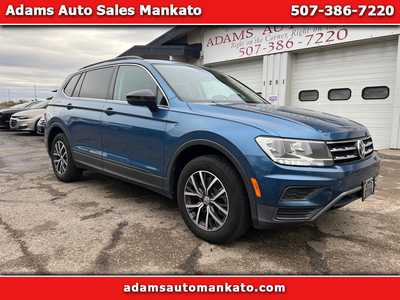 2019 Volkswagen Tiguan, $12900. Photo 1