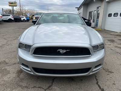 2014 Ford Mustang, $11900. Photo 3
